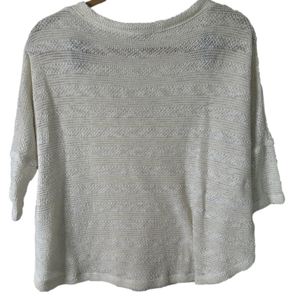 Splendid cream v-neck top, 3/4 sleeve, in size XS - Picture 5 of 5